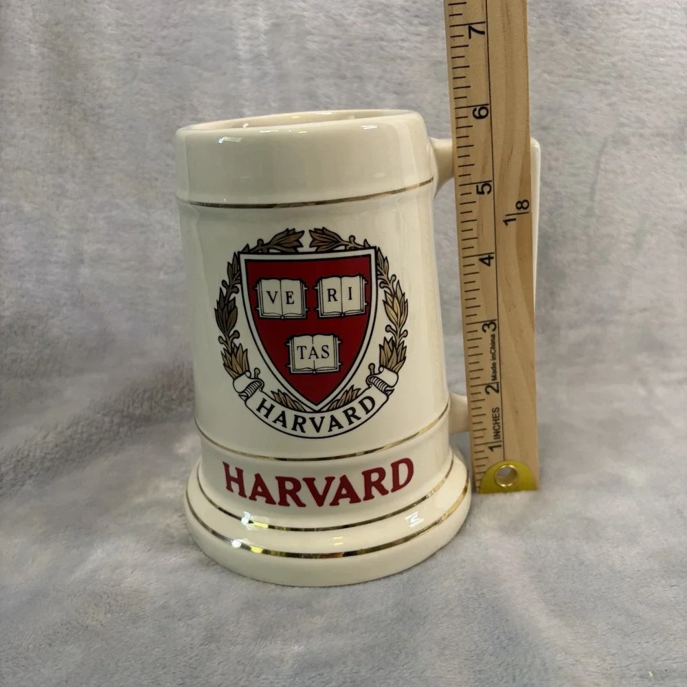 Harvard‎ University Ceramic Beer Stein Tankard Veritas Crest Gold Trim Mug